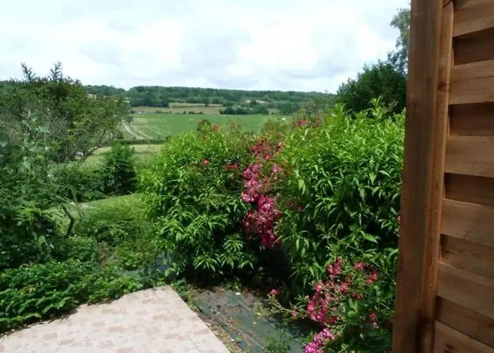 Maison De Charme En Pierres, 5 Chambres, Jardin Clos, Terrasse, Calme, Ping-pong, Proche Loisirs. - Fr-1-410-150 بيت للعطل