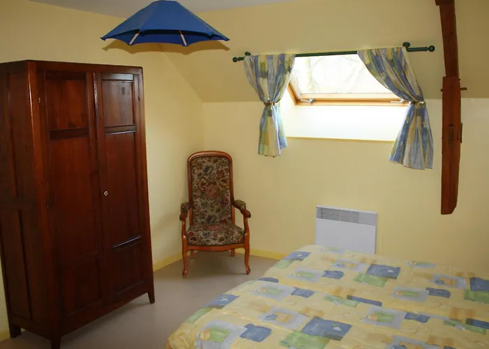 Maison De Charme En Pierres, 5 Chambres, Jardin Clos, Terrasse, Calme, Ping-pong, Proche Loisirs. - Fr-1-410-150 بيت للعطل Saint-Remy-de-Sille