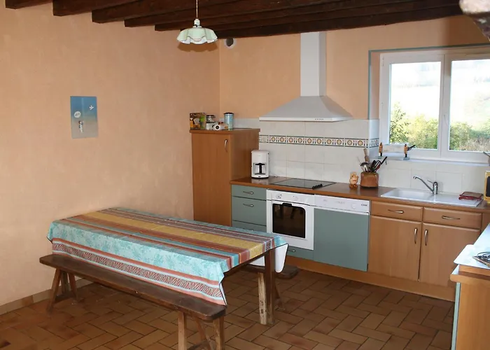 Maison De Charme En Pierres, 5 Chambres, Jardin Clos, Terrasse, Calme, Ping-pong, Proche Loisirs. - Fr-1-410-150 بيت للعطل Saint-Remy-de-Sille