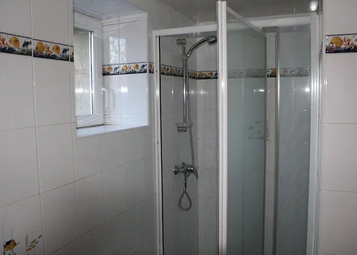 بيت للعطل Maison De Charme En Pierres, 5 Chambres, Jardin Clos, Terrasse, Calme, Ping-pong, Proche Loisirs. - Fr-1-410-150